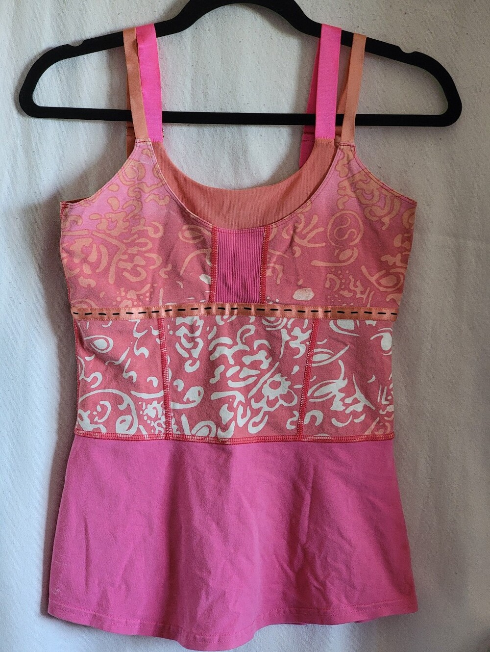 Vintage Lululemon Y2K Strappy Tank Top Pink Orange Print Built-in Bra